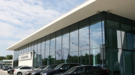 Inchcape Wrocław najlepszym salonem samochodowym BIZNES, Motoryzacja - Wrocławski salon BMW Inchcape Motor znalazł się na czele listy najlepszych salonów samochodowych w Polsce – wynika z najnowszego badania „tajemniczy klienci’’, przeprowadzonego przez firmę International Service Check (ISC).