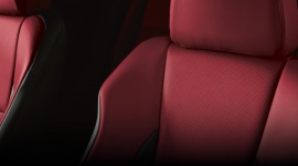 Kunszt stojący za fotelami sportowych Lexusów BIZNES, Motoryzacja - Przy projektowaniu najnowszego modelu Lexusa NX, siedzenia i komfort pasażerów były na liście priorytetów głównego inżyniera marki – Takeaki Kato.