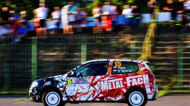 Pierwszy rajdowy rok za zespołem Metal - Fach BIZNES, Motoryzacja - Debiutujący w tym roku, swój pierwszy sezon rajdowy Paula Kucharewicz i Bartosz Dzienis mogą zaliczyć do udanych.