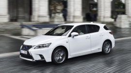 Lexus kontra BMW – pojedynek marek w US News and World Report BIZNES, Motoryzacja - Amerykański serwis US News and World Report porównał atrakcyjność dwóch motoryzacyjnych marek premium, opierając się na wynikach rankingów poszczególnych modeli.