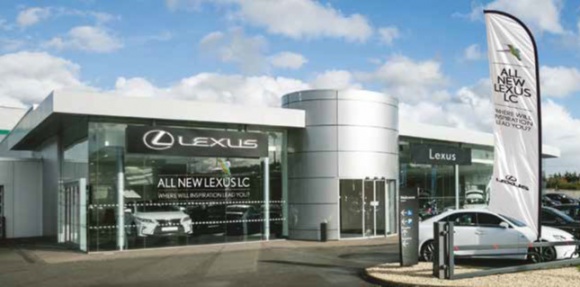 Klienci uznali salony Lexusa za najlepsze wśród brytyjskich dealerów