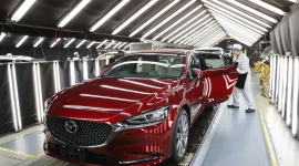 Mazda świętuje przekroczenie progu 50 milionów aut wyprodukowanych w Japonii BIZNES, Motoryzacja - Mazda Motor Corporation ogłosiła, że 15 maja br. łączna produkcja marki w Japonii od początku działalności osiągnęła poziom 50 mln pojazdów