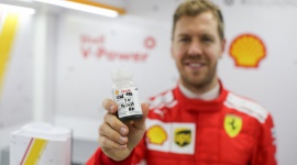 Shell i Ferrari – partnerstwo na torze i drodze BIZNES, Motoryzacja - W ciągu trzech ostatnich sezonów Formuły 1 oleje silnikowe Shell Helix Ultra i paliwo Shell V-Power Racing przyczyniły się do wzrostu wydajności silników bolidów zespołu Scuderia Ferrari łącznie o 23,3%.